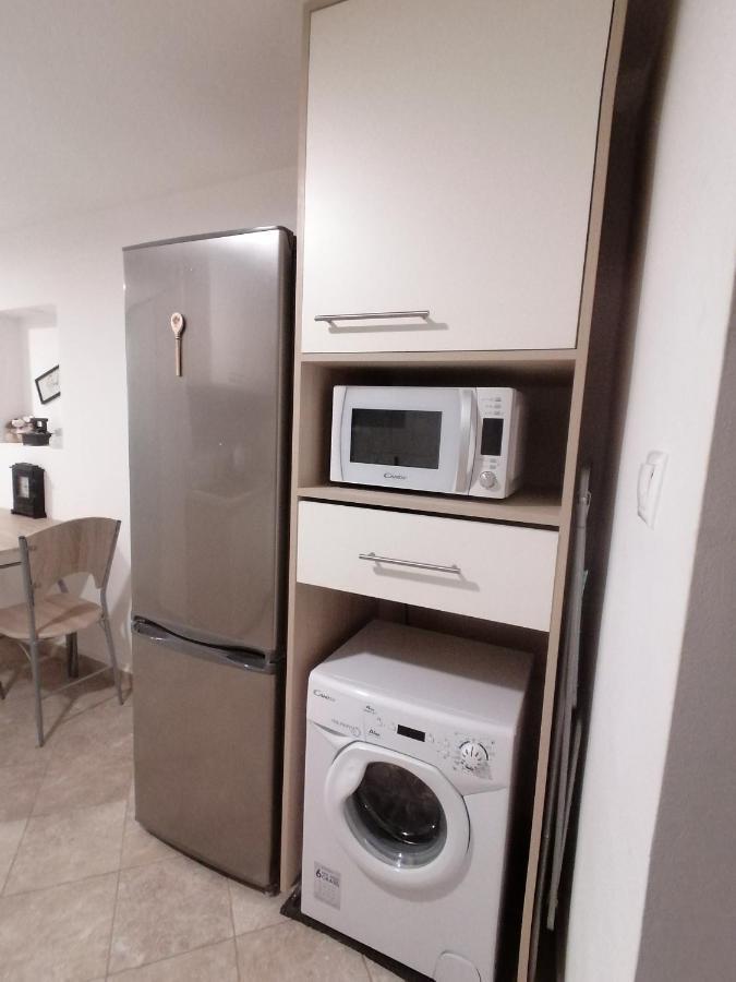 Ujkapu Sunshine Apartments Дьор Екстериор снимка