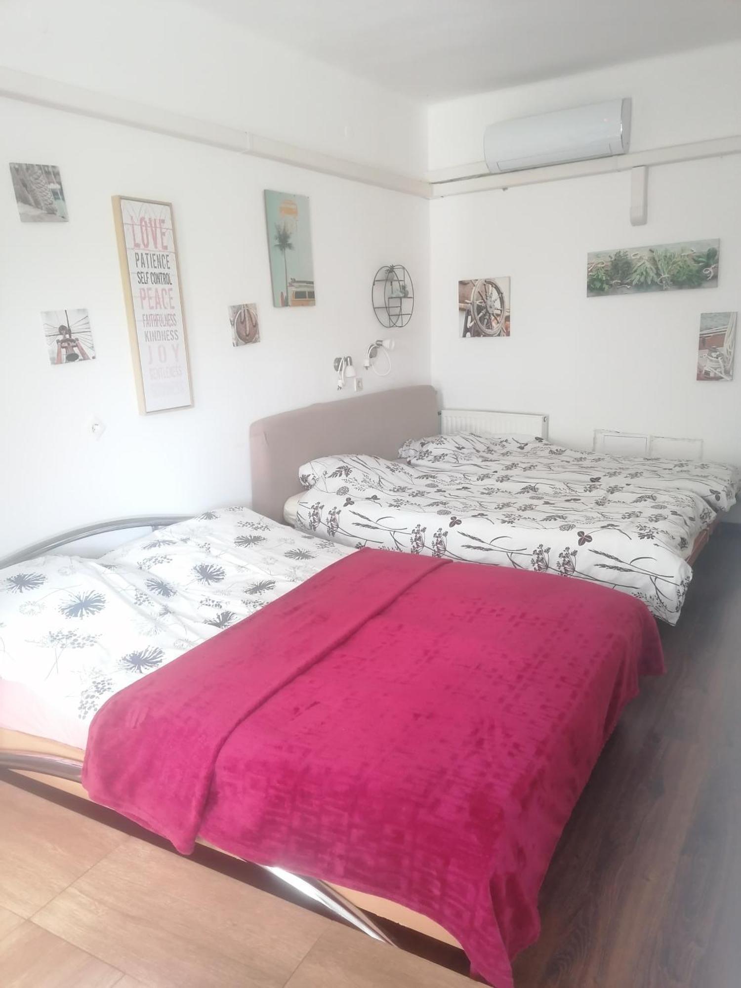 Ujkapu Sunshine Apartments Дьор Екстериор снимка